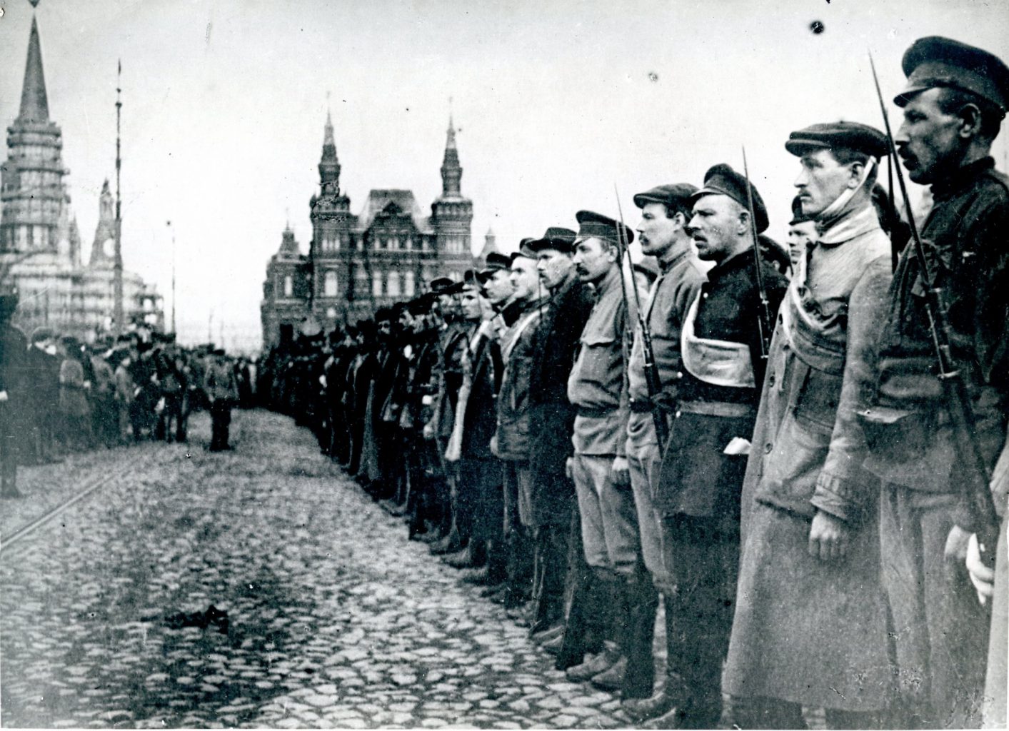 4. Red Guards preparing to repel Kerensky’s counterattack